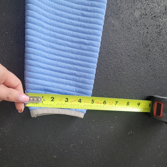 L.L. BeanWomen's Airlight Knit Pullover Size S - Picture 13 of 15